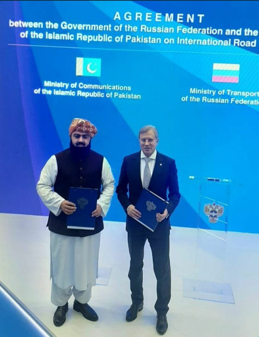 Pakistan and Russia seal road transport deal
